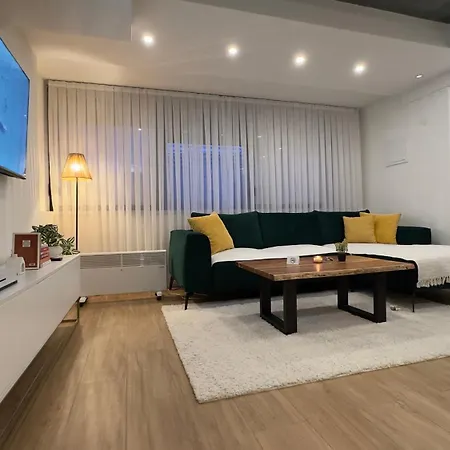 Apartman Apartmani Central